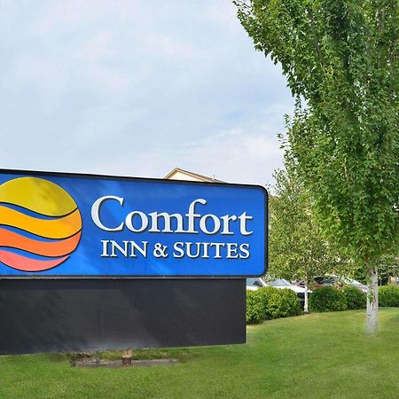 Comfort Inn & Suites Mcminnville Wine Country Экстерьер фото
